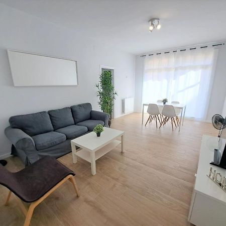 Sant Jordi Pisos - Dos De Maig Apartment Barcelona Bagian luar foto