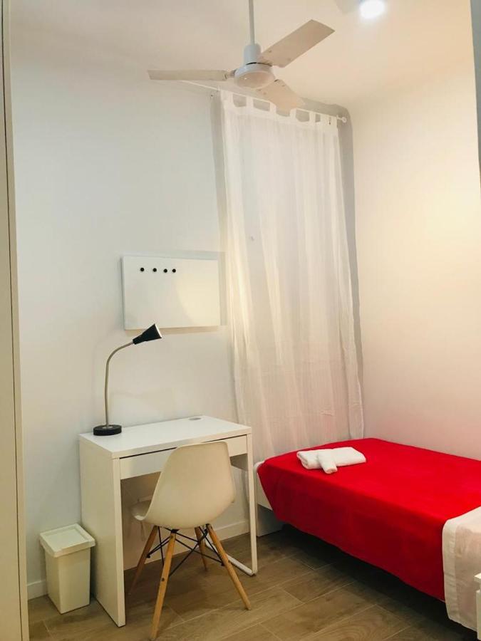 Sant Jordi Pisos - Dos De Maig Apartment Barcelona Bagian luar foto