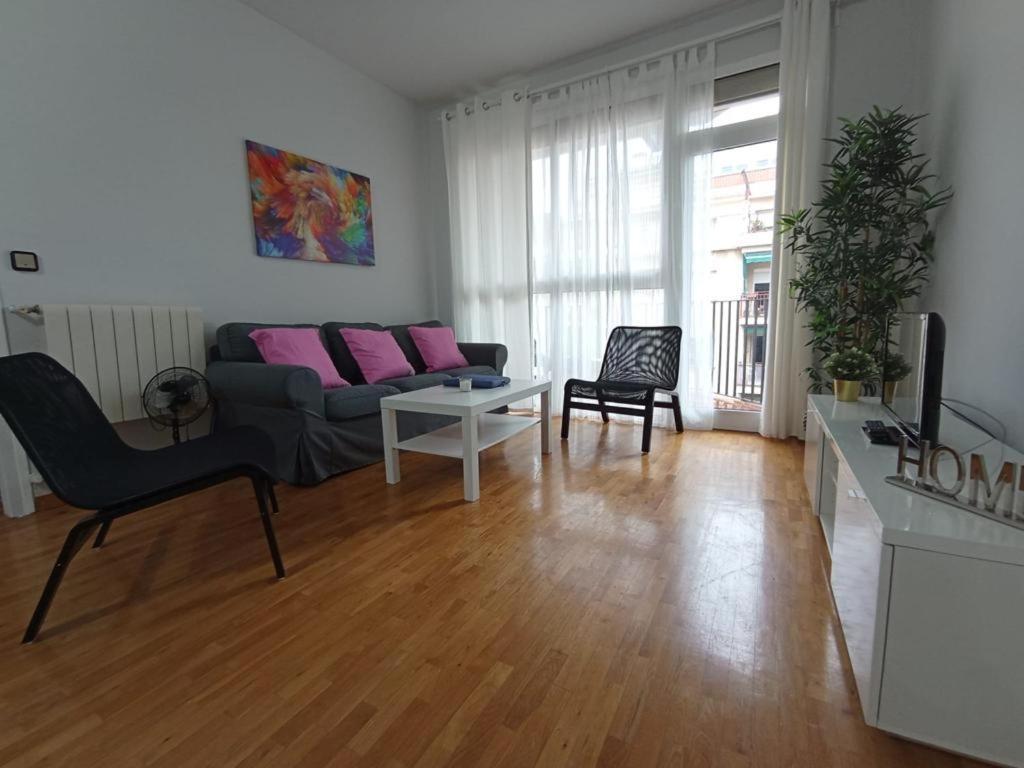 Sant Jordi Pisos - Dos De Maig Apartment Barcelona Bagian luar foto